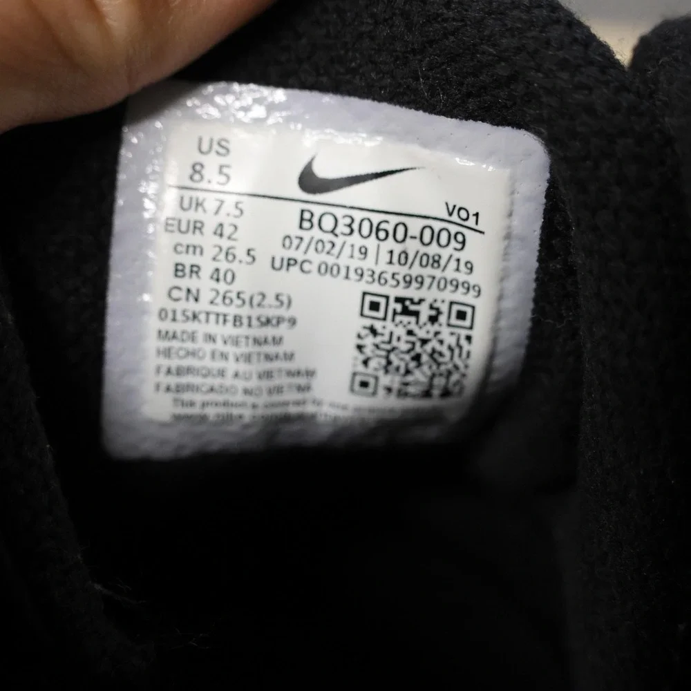 Nike Kyrie Flytrap 3‎ Shoes Mens Size 8.5 Red Black Basketball BQ3060-009